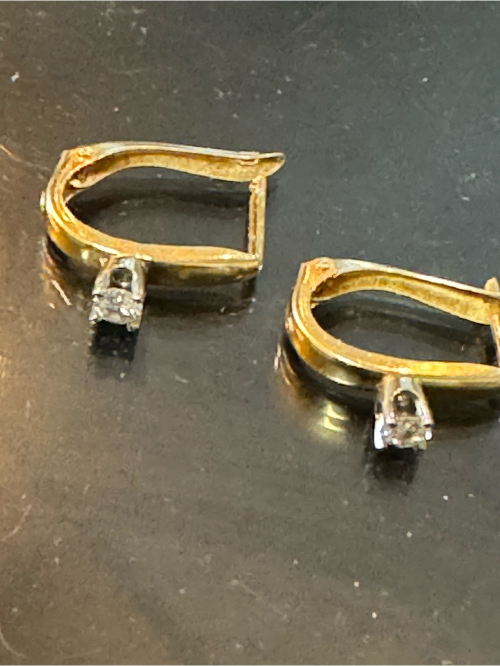Vintage 14k solid gold natural diamond Earrings